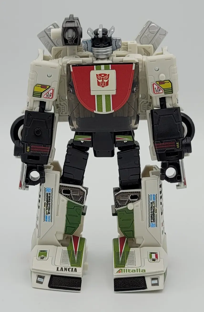 Earthrise Wheeljack's robot mode