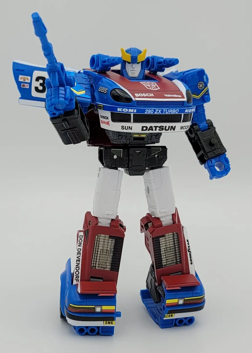 Earthrise Smokescreen's robot mode