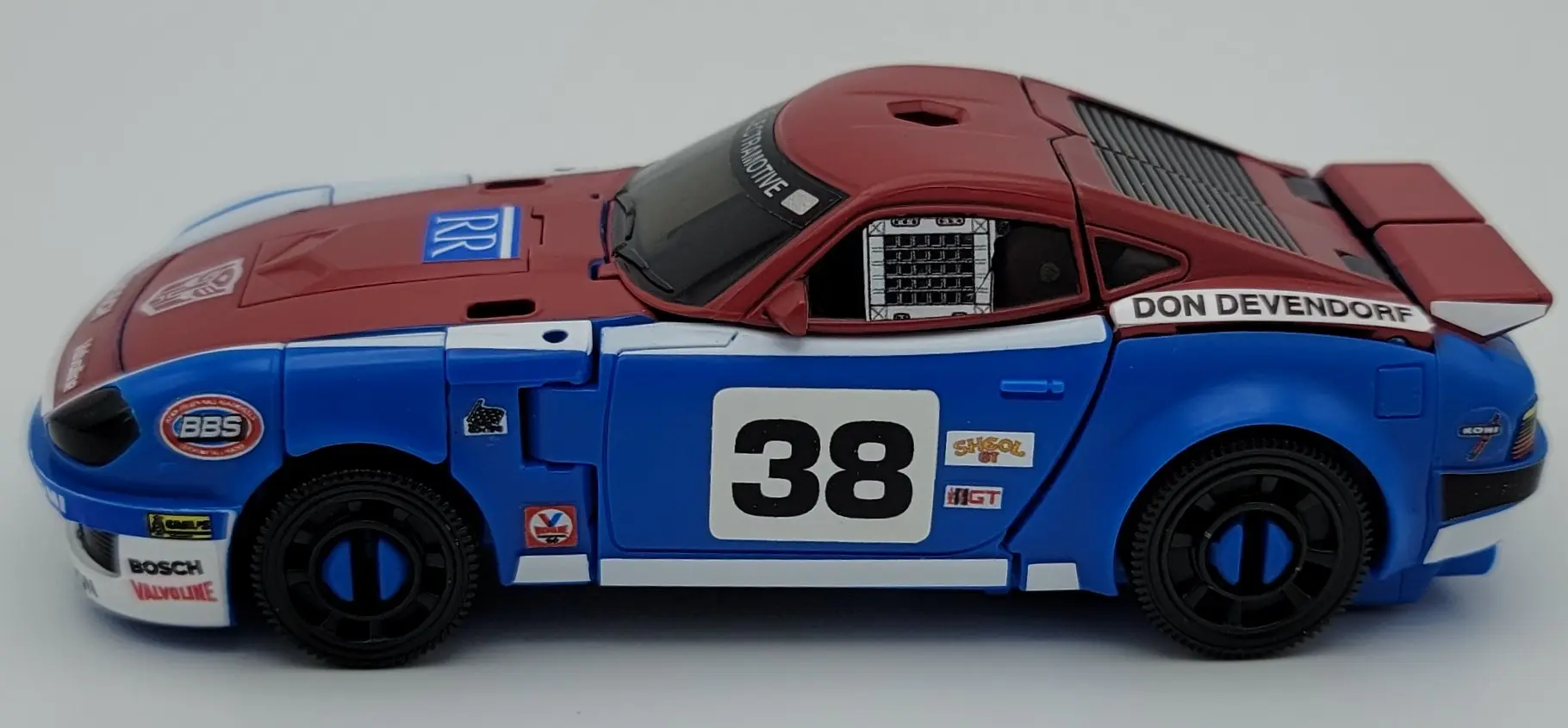 Earthrise Smokescreen's alt mode (driver's side)